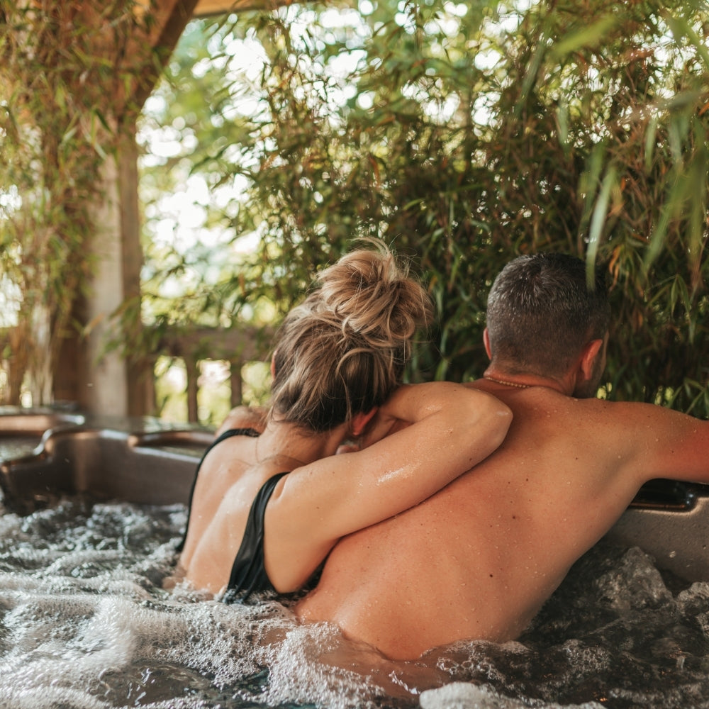 Coffret Cadeau • Séjour Bien-Être [1 NUIT] • Hébergement Luxe au Choix avec Spa Privatif